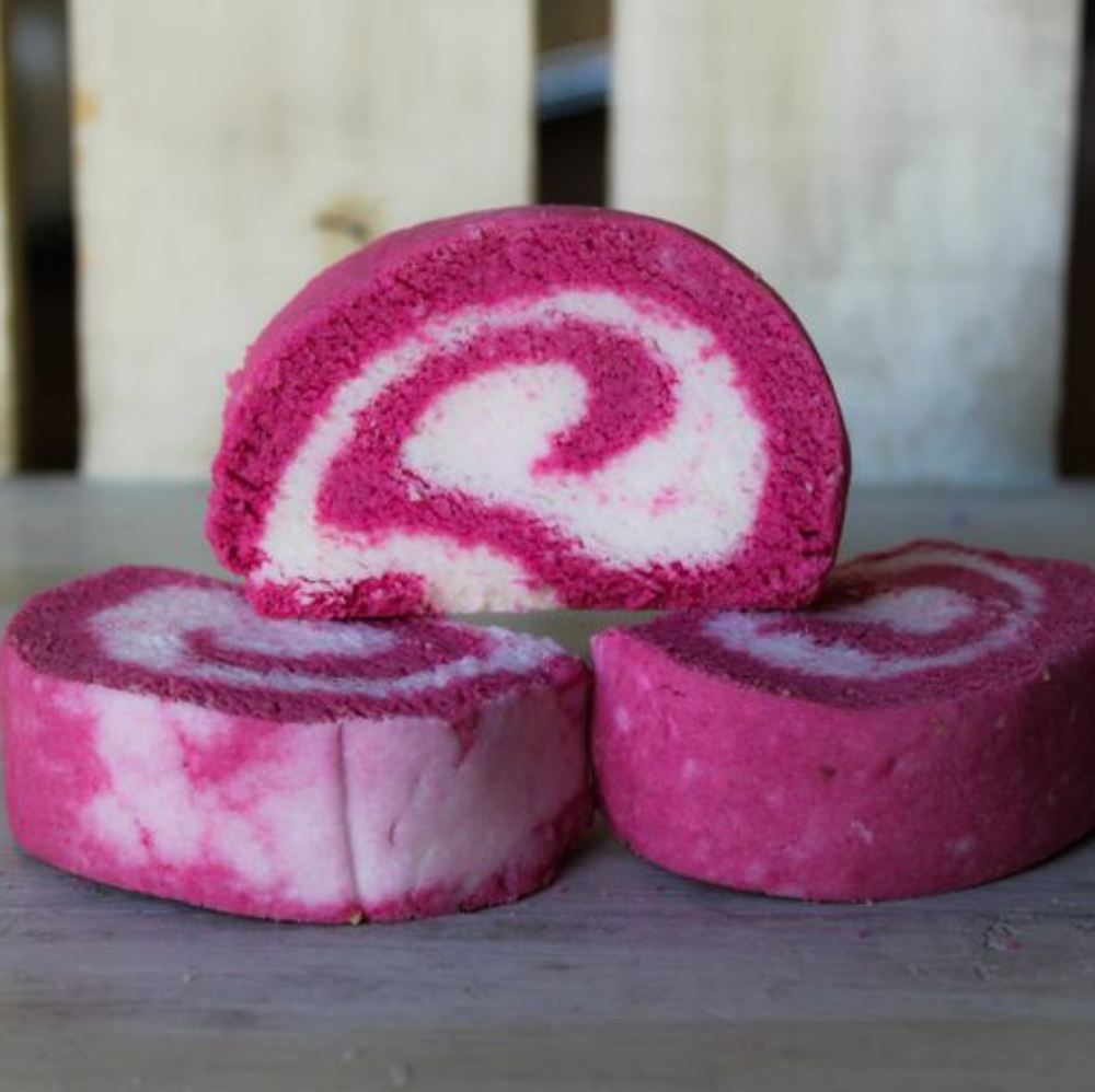 With Love Tub Taffy Bubble Bath 2 Pieces